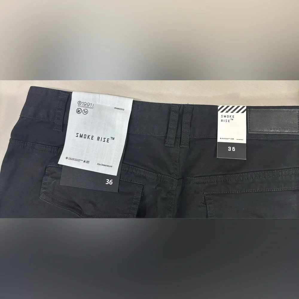 Smoke Rise Black Cargo Shorts Raw Hem Utility Streetwear NWT Size 36
